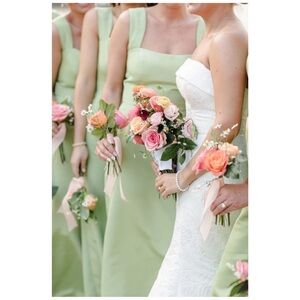 Elegant White Strapless Wedding Dress